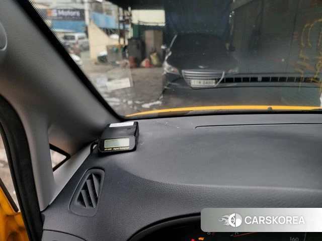 Hyundai The New Grand Starex id 3860539 из Кореи 9