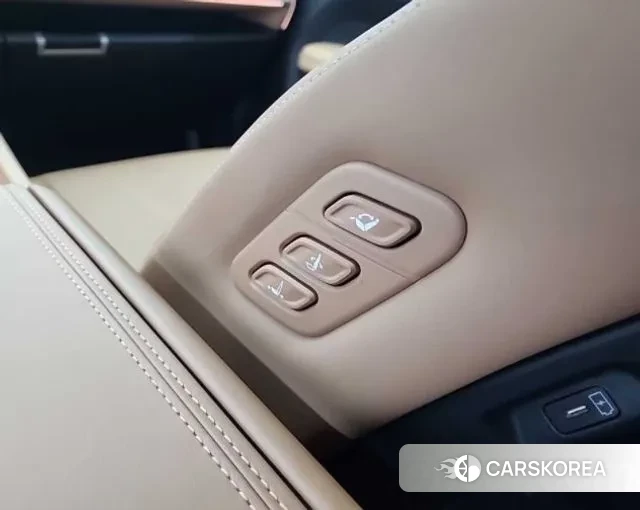 Hyundai Santa Fe (MX5) id 3776224 из Кореи 9