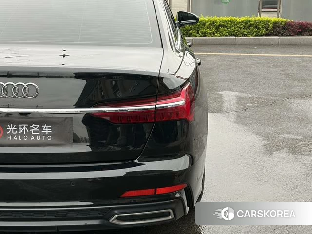 Audi A6L id 4297879 из Китая 9