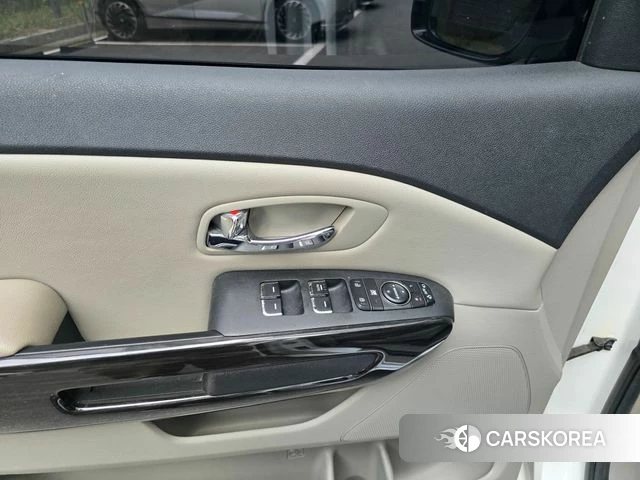 Kia The New Carnival id 4304349 из Кореи 9