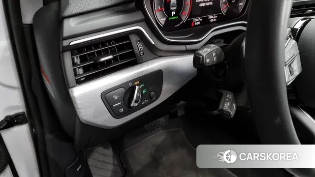 Audi A4 (B9) id 2930384 из Кореи 9