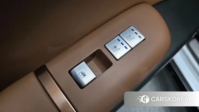 Hyundai Grandeur (GN7) id 3467673 из Кореи 9