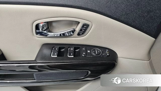 Kia The New Carnival id 3942197 из Кореи 9