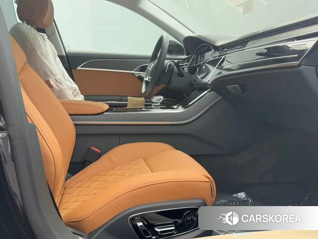 Audi A8 id 4263935 из Китая 9
