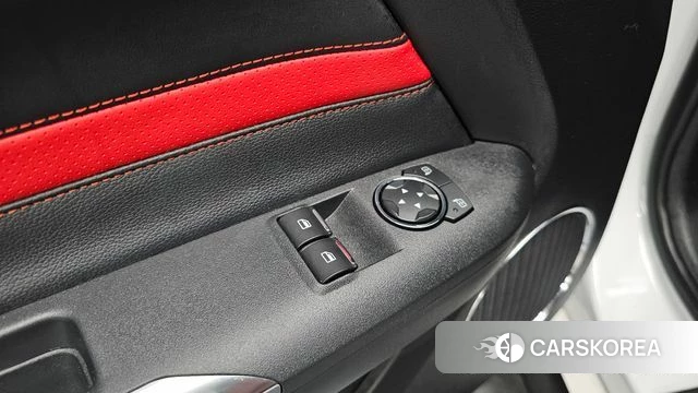 Ford Mustang id 3936353 из Кореи 9