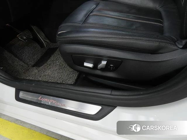 BMW 5 Series (G30) id 4574421 из Кореи 9