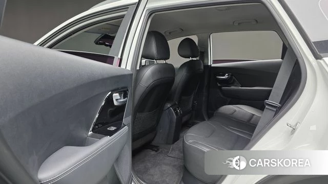 Kia Niro EV id 4684116 из Кореи 9