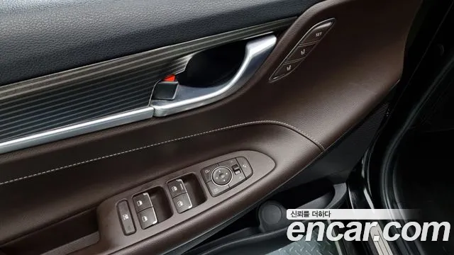 Hyundai Grandeur IG id 2764298 из Кореи 9