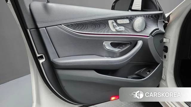 Mercedes-Benz E-Class W213 id 4731273 из Кореи 9