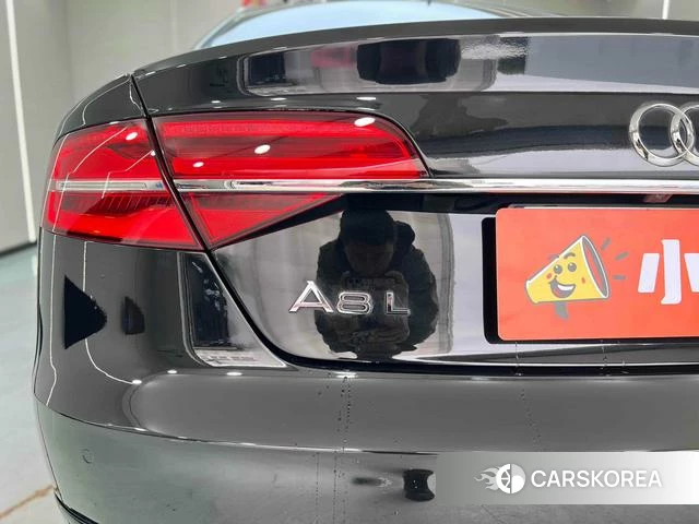 Audi A8 id 4208393 из Китая 9