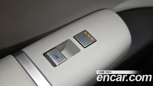 Hyundai Grandeur Hybrid (GN7) id 2646511 из Кореи 9