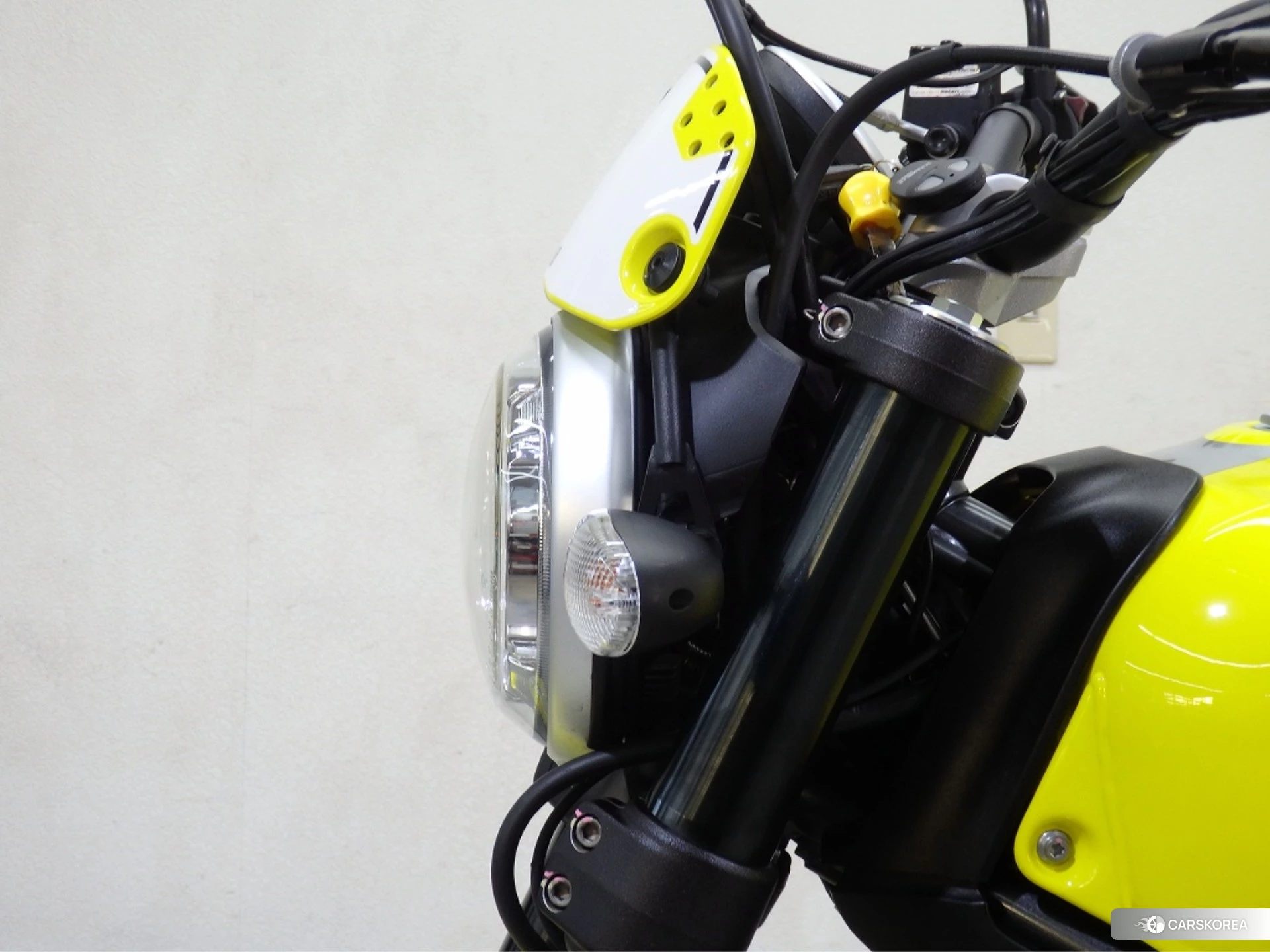 OTHER DUCATI SCRAMBLER F TRUCK PRO id 4184130 из Японии 9