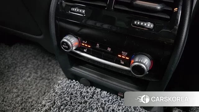 BMW 5 Series (G30) id 3567506 из Кореи 9