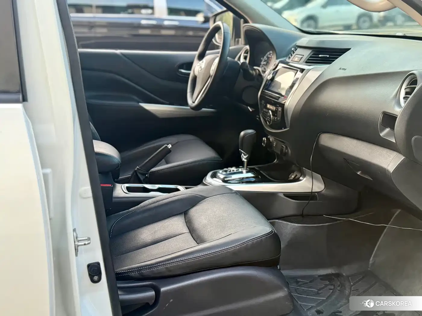Nissan Terra id 4607119 из Китая 9