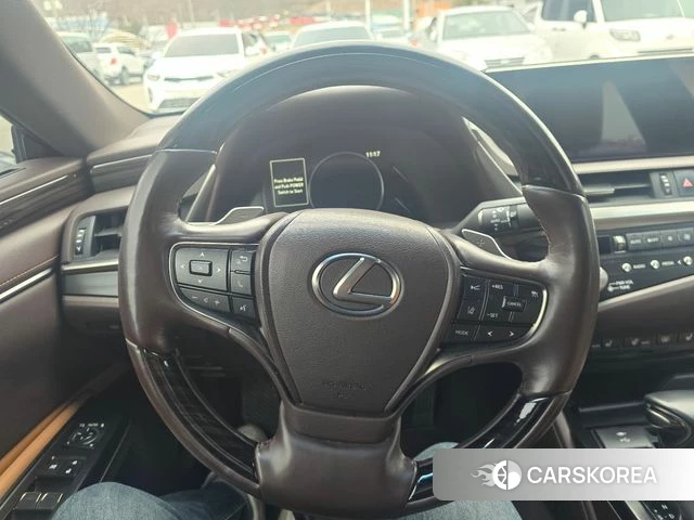 Lexus ES300h 7th generation id 3827900 из Кореи 9