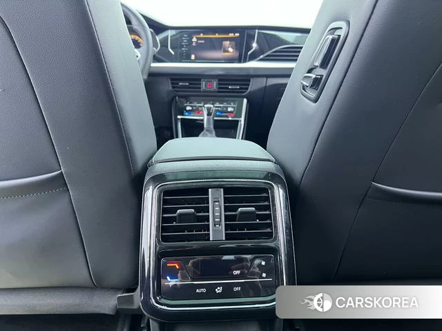 Volkswagen Passat id 4300760 из Китая 9