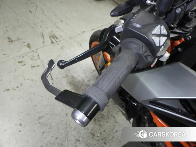 Проданный KTM 390 DUKE id 4184181 из Японии, фото 9