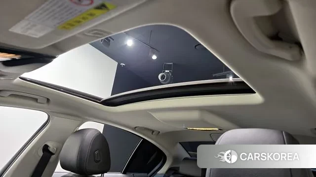 BMW 5 Series (G30) id 3368715 из Кореи 9