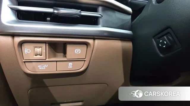 Hyundai Grandeur (GN7) id 3523699 из Кореи 9