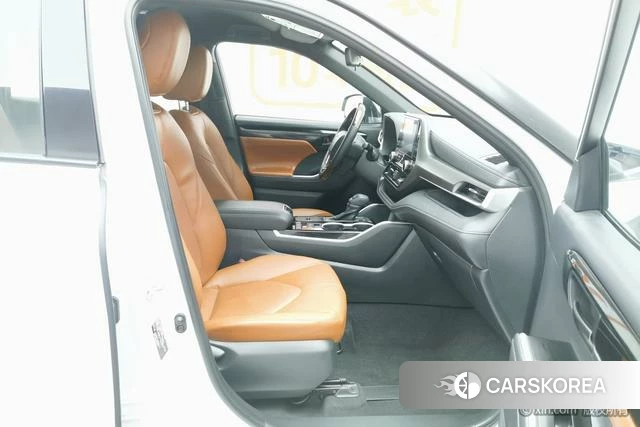 Toyota Crown Lufang id 4262040 из Китая 9