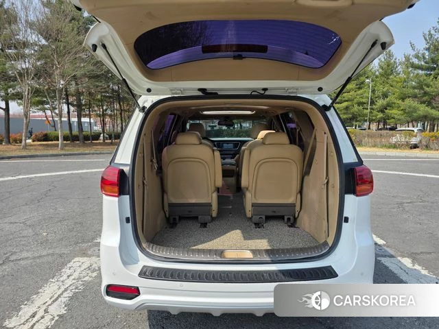 Kia The New Carnival id 3845669 из Кореи 9