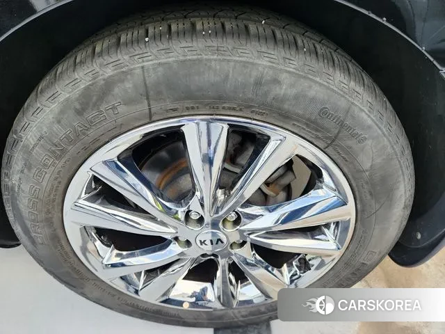 Kia The New Carnival id 2965847 из Кореи 9