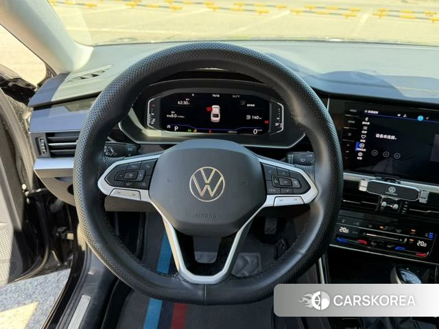 Volkswagen Passat id 4278882 из Китая 9