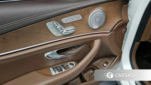 Mercedes-Benz E-Class W213 id 4384532 из Кореи 9