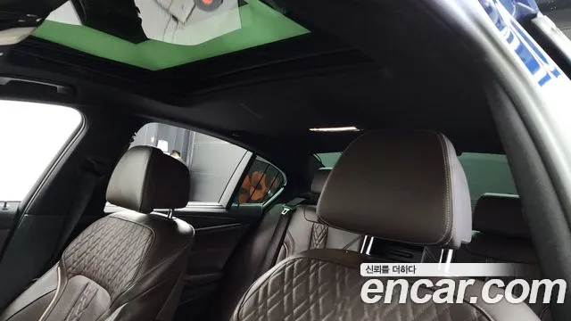 BMW 5 Series (G30) id 2659142 из Кореи 9