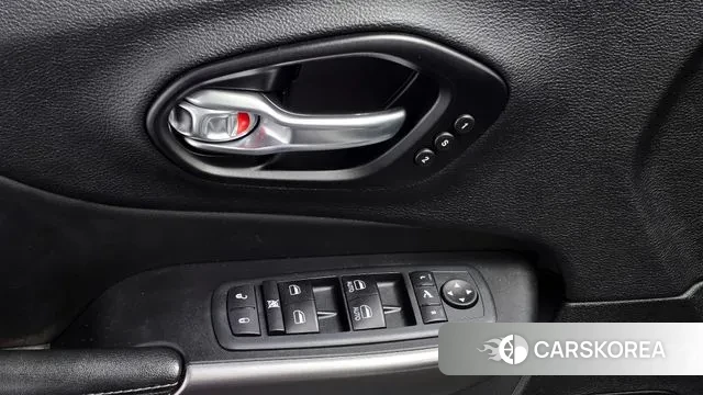 Jeep Cherokee (KL) id 3607304 из Кореи 9