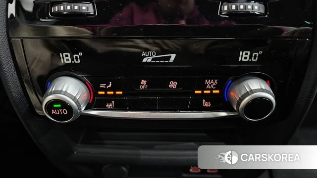 BMW 5 Series (G30) id 3885201 из Кореи 9