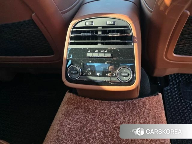 Maserati Quattroporte id 4863313 из Кореи 9