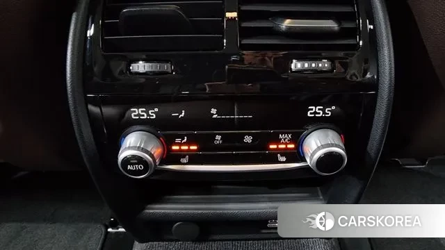 BMW 5 Series (G30) id 3349067 из Кореи 9