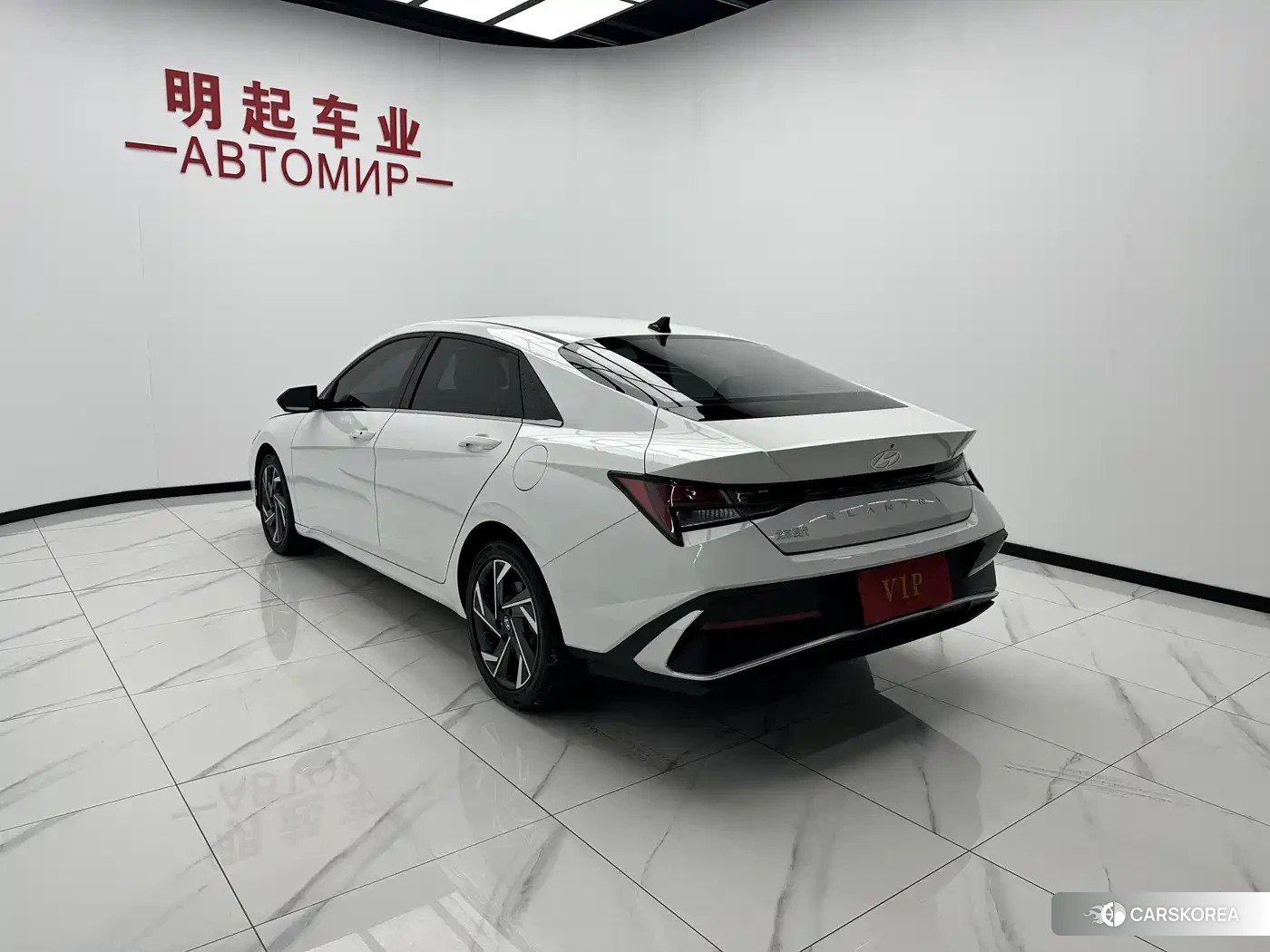 Hyundai Elantra id 4545595 из Китая 9