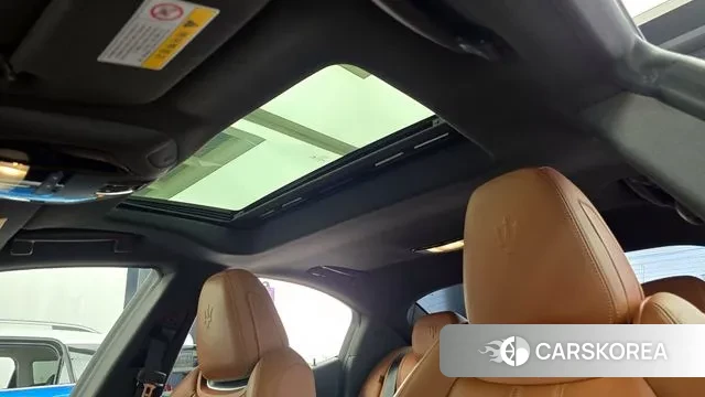 Maserati Ghibli id 3403239 из Кореи 9