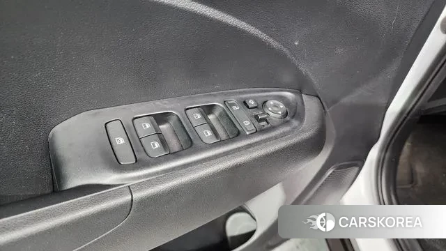 Hyundai Venue id 3160215 из Кореи 9