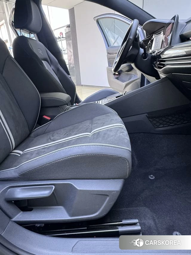 Volkswagen Golf id 4342112 из Китая 9