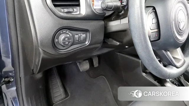 Jeep Renegade id 3394487 из Кореи 9