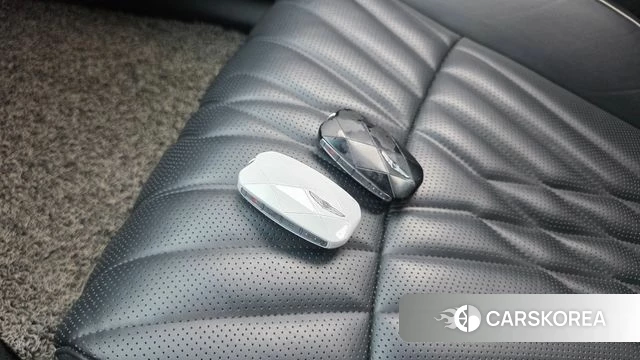 Genesis G90 (RS4) id 4603579 из Кореи 9
