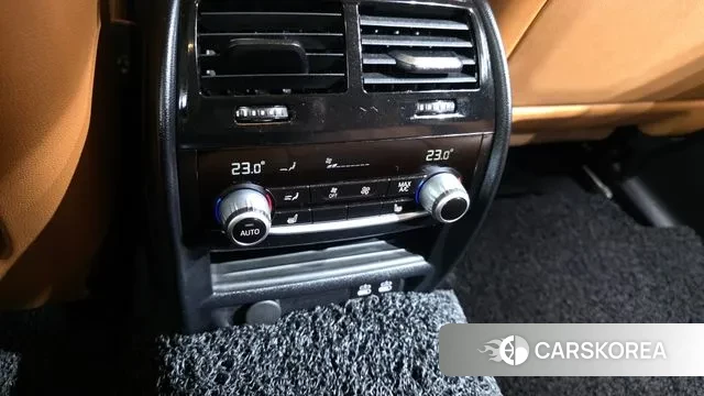 BMW 5 Series (G30) id 3468798 из Кореи 9