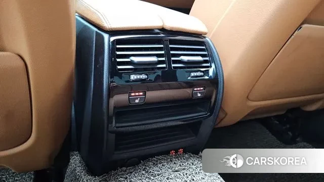 BMW 5 Series (G30) id 3753568 из Кореи 9