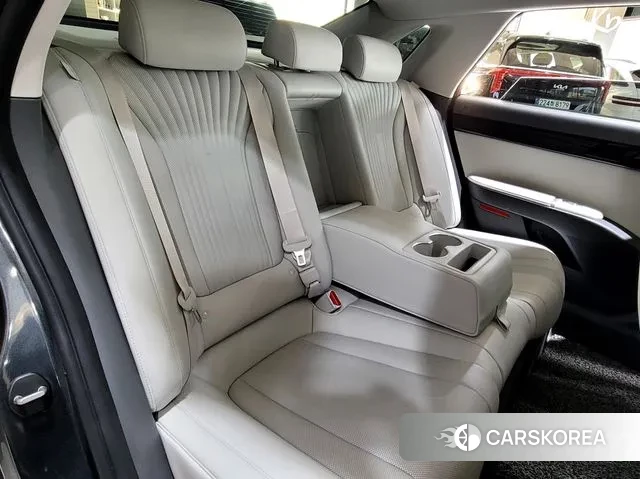 Hyundai Grandeur (GN7) id 3322058 из Кореи 9