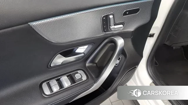 Mercedes-Benz A-Class W177 id 3355819 из Кореи 9