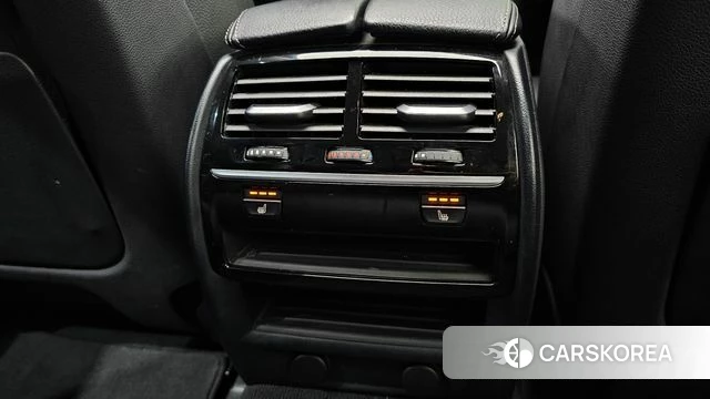 BMW 5 Series (G30) id 3924831 из Кореи 9