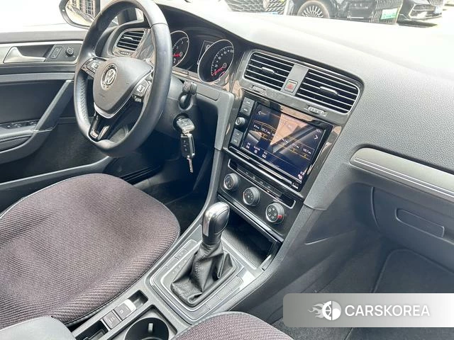 Volkswagen Golf id 4211472 из Китая 9