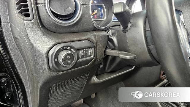 Jeep Wrangler (JL) id 3839293 из Кореи 9