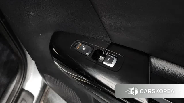 Kia Sportage The Bold id 3779089 из Кореи 9