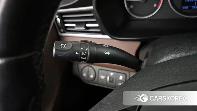 Hyundai The New Grand Starex id 3612674 из Кореи 9