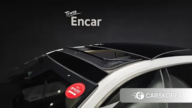 Hyundai Grandeur Hybrid (GN7) id 3610552 из Кореи 9