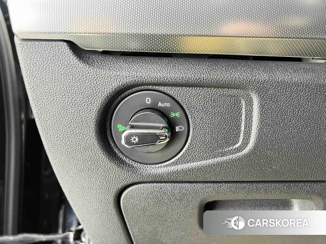 Volkswagen Passat id 4313353 из Китая 9